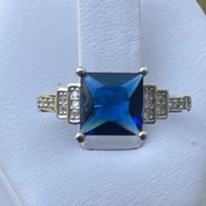 Real 925 STERLING SILVER Ring Blue Stone Size 8 Dinner Cocktail Ring